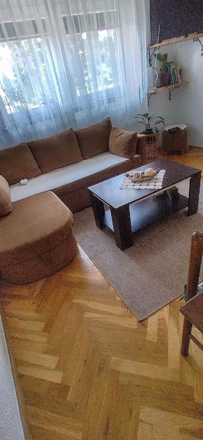 Apartman Pavelic Lovinac  Luaran gambar