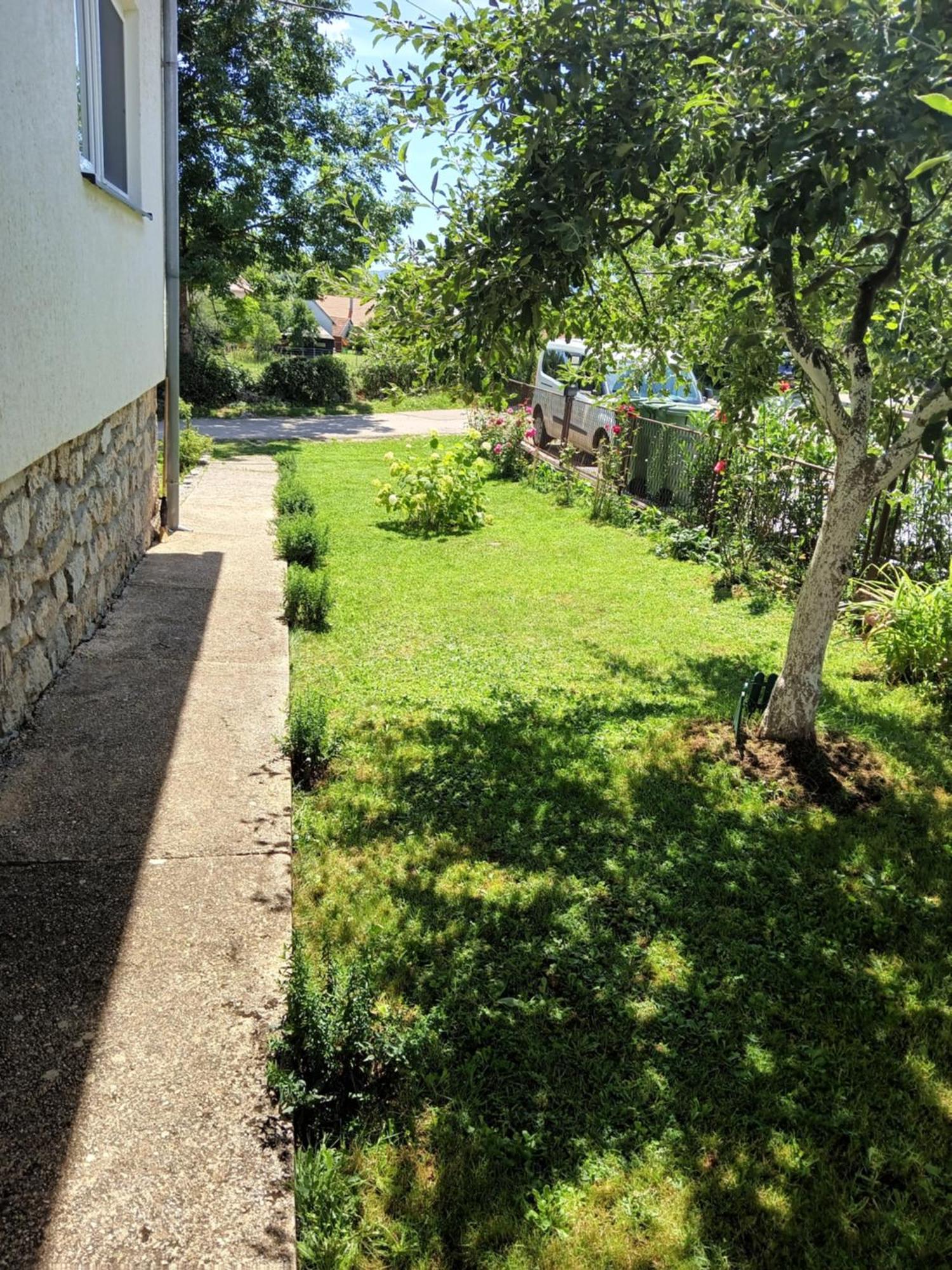 Apartman Pavelic Lovinac  Luaran gambar