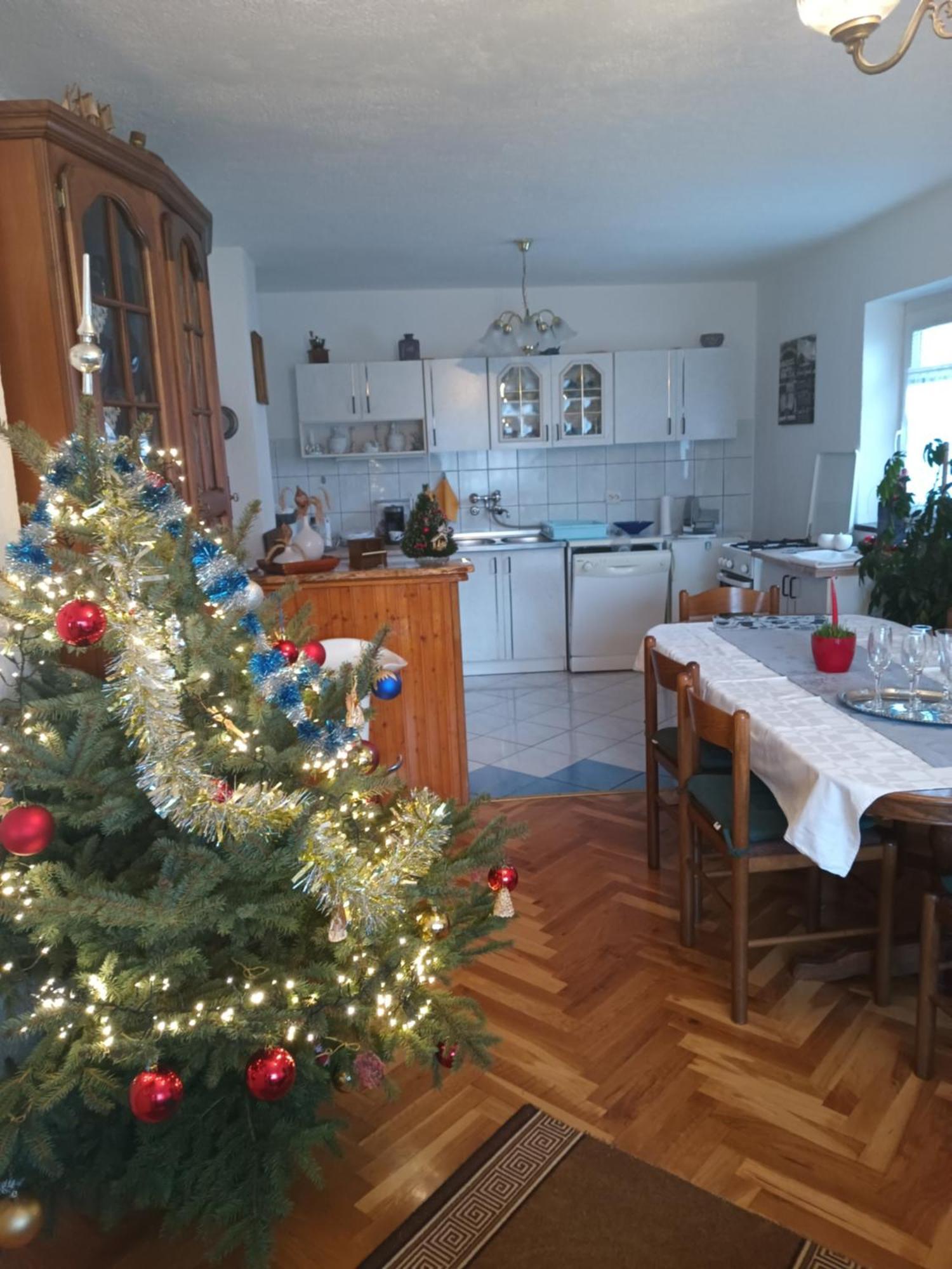 Apartman Pavelic Lovinac  Luaran gambar