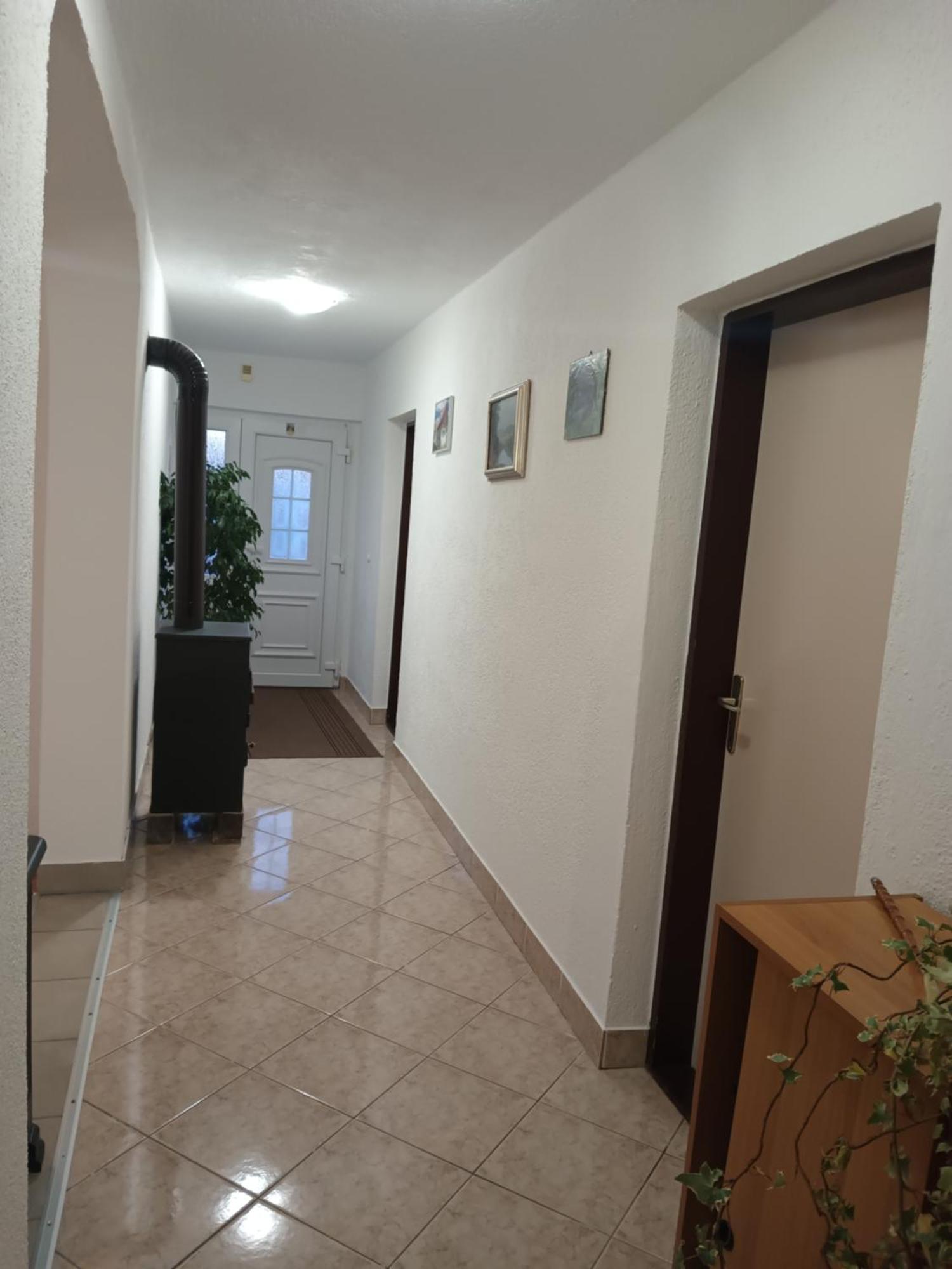 Apartman Pavelic Lovinac  Luaran gambar